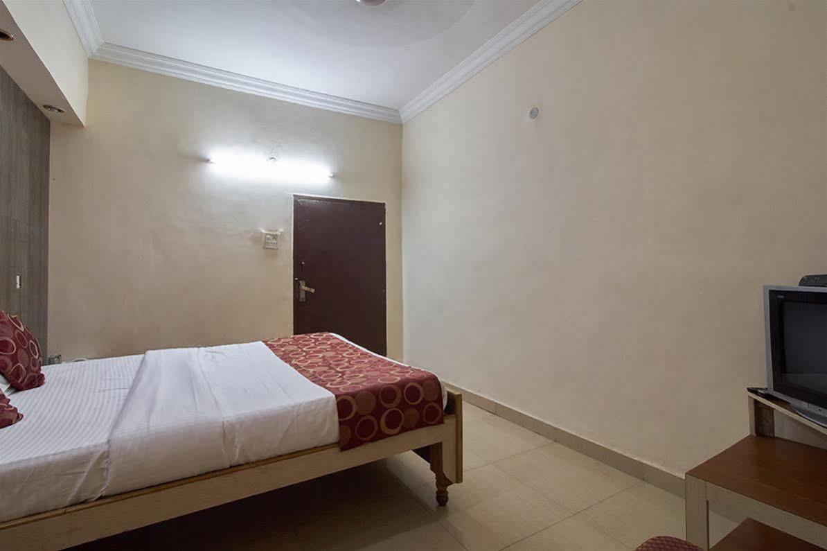 Hotel Sri Sai Krupa Haydarabad Dış mekan fotoğraf
